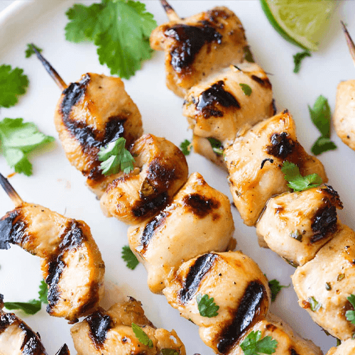 CHICKEN SKEWERS WITH HONEY BBQ SAUCE (4 PACK)